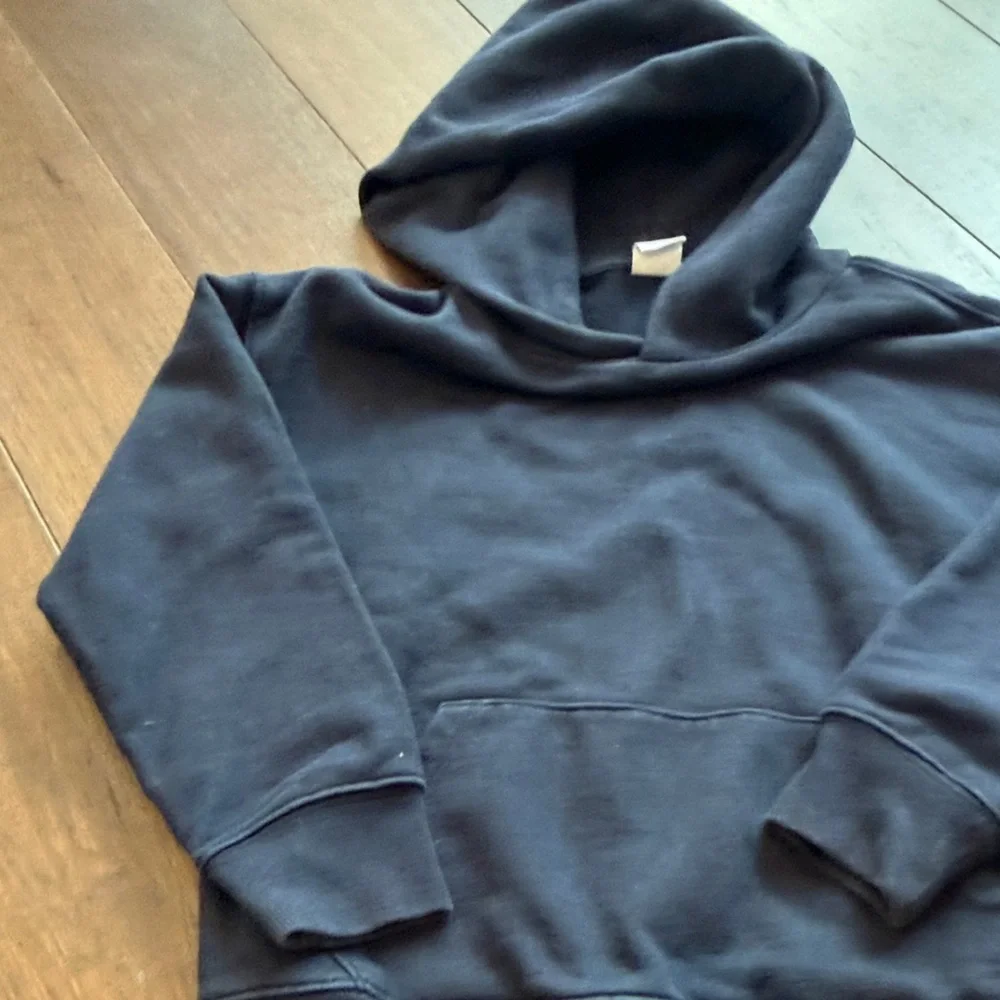 Gap Kids Navy Hoodie Size Small 6/7 - C13-001